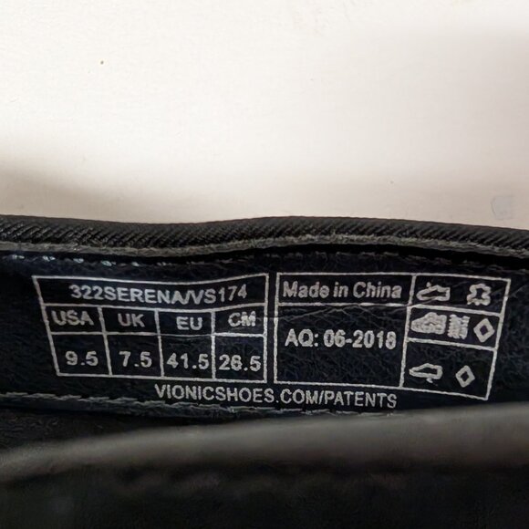 Vionic Serena Suede Ankle Boots in Black - Picture 2 of 16